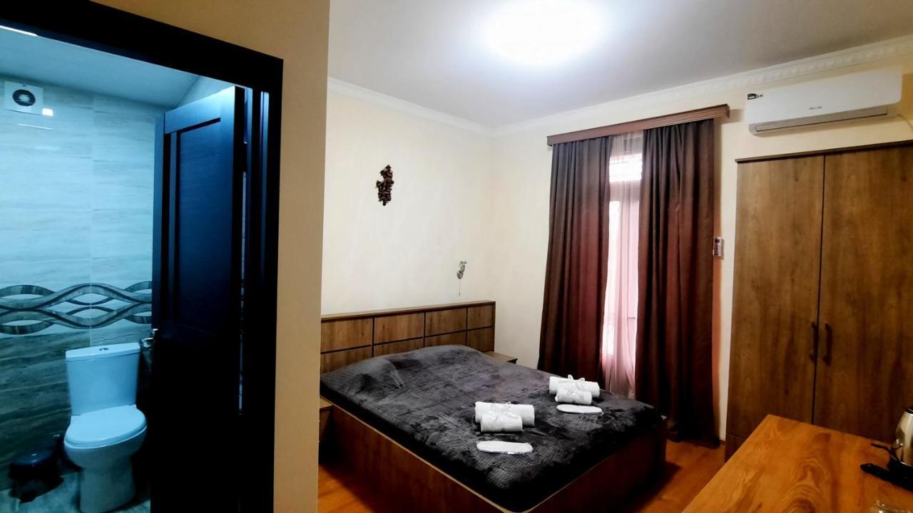 Hotel Koshki Zugdidi Esterno foto